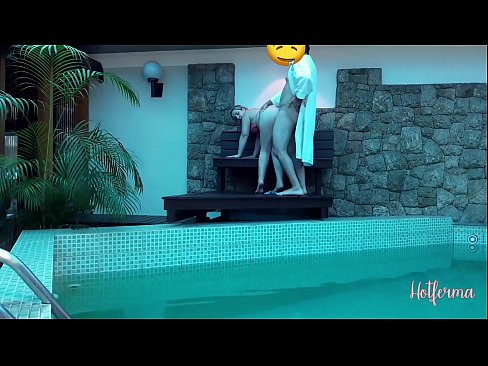 ❤️ Boss ngajak prawan menyang blumbang, nanging ora bisa nolak panas ❤ Video seks ing kita ❌️❤